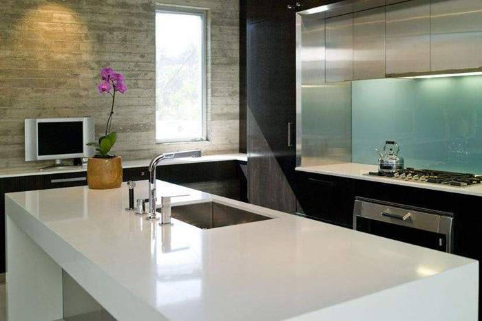 石英石台面变色变脏应如何清理呢?