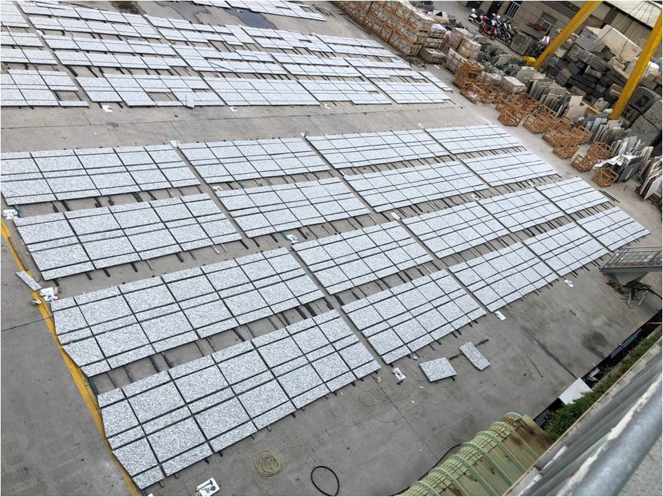 Stone inspection of a bank building in Nagoya