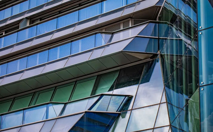 �㲵��ʽ����Ļǽ